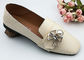 花の真珠との異なった様式の靴のための定形プラスチック バックル クリップ サプライヤー